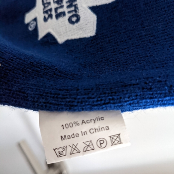 Toronto Maple Leafs Scotiabank Scarf - Picture 6 of 7
